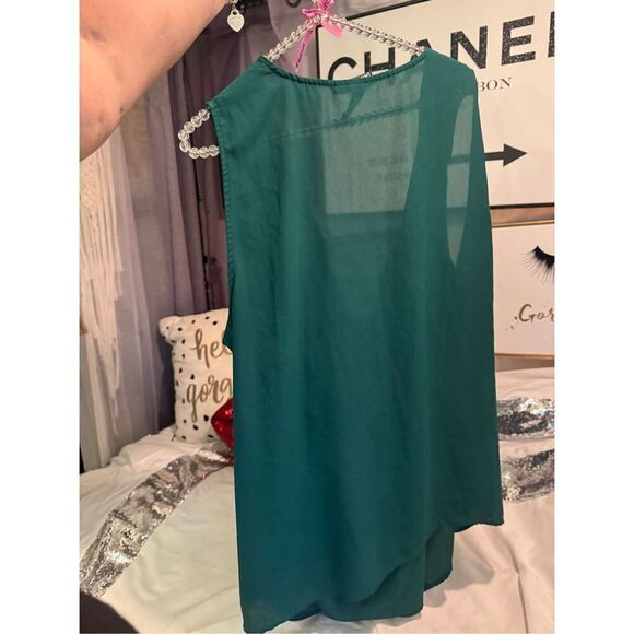 Sheer green LB lane Bryant Sleeveless Pullover Blouse top plus size 3x, 24-26 - Picture 3 of 4